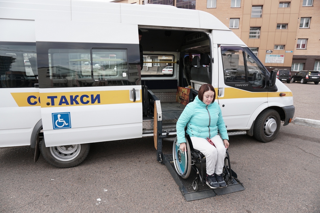 47 новых транспортных средств поступит в московское социальное такси